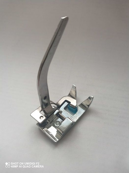 Лапка для трикотажу