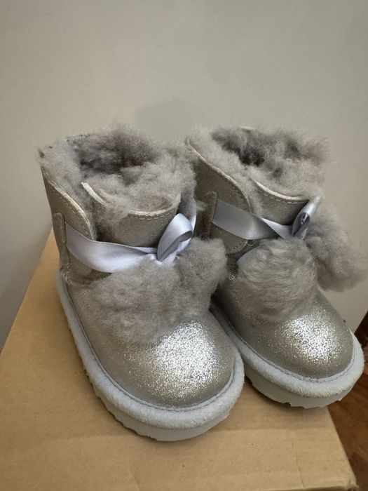 Оригінальні чоботи UGG Угги для дівчинки 22 розмір