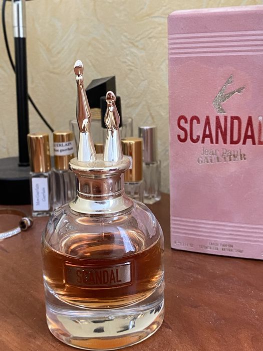 Продам парфуми Scandal