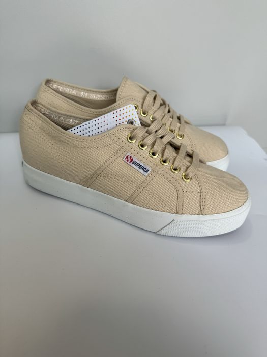 Nowe trampki Superga damskie 40 beżowe buty