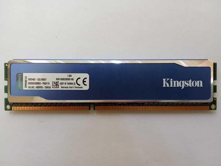 2 модуля памяти ddr3 Kingston HyperX по 4Gb