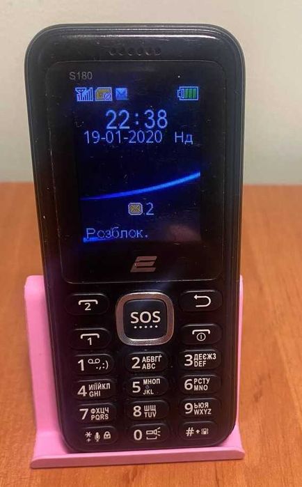 Продам кнопочний телефон 2E S180 (2 SIM, microSD) — повністю робочий!