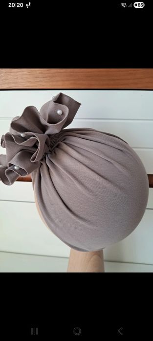 Turban z perełkami dla niemowlaka 3-6 m-cy