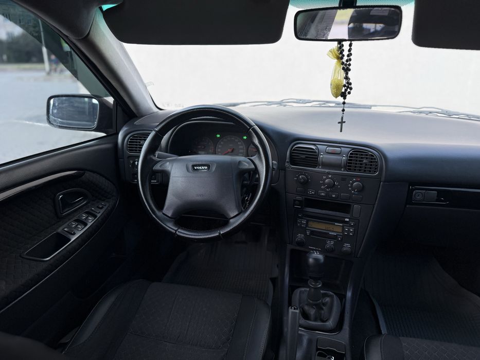 Volvo v40 2001р 1.6 газ/бензин