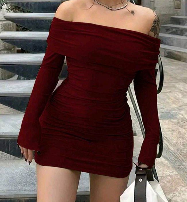 Czerwona sukienka S
