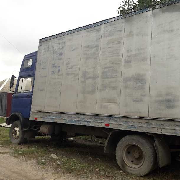 МЕРСЕДЕС -Бенс  809