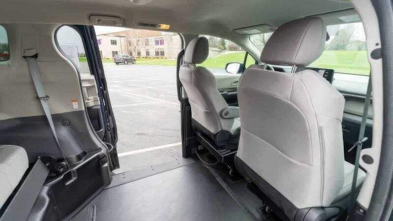 2023 Toyota Sienna LE 8-Passenger