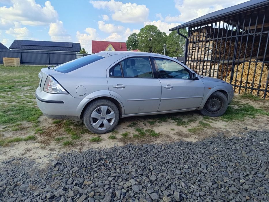 Ford mondeo 2001рік 2.0d