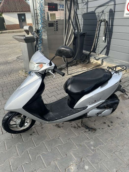 Продаю Honda Dio