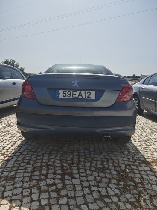 Peugeot 207 CC 1.6 16v - Para aproveitar neste Verão