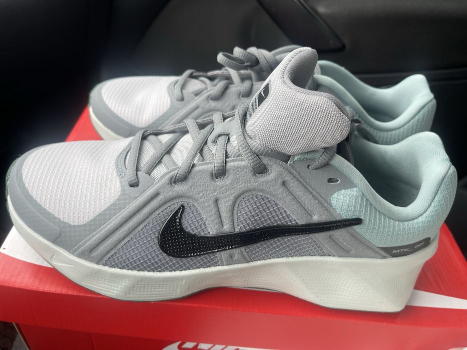 Buty nike nowe szaro zielone