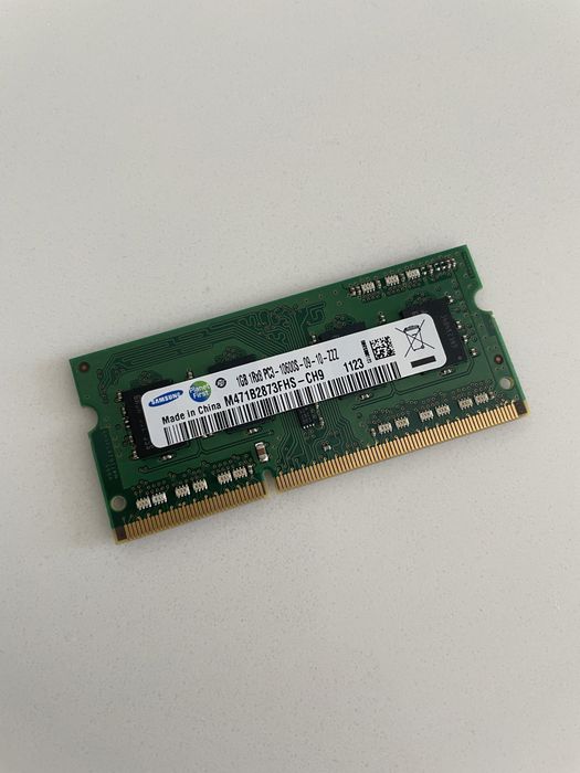 модуль оперативной памяти Samsung SO-DIMM 1GB DDR3 1333 MHz