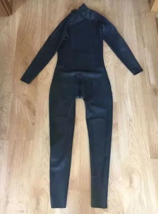 850/ OD RĘKI M Sylwester kombinezon przebranie 0,4mm lateks Haloween