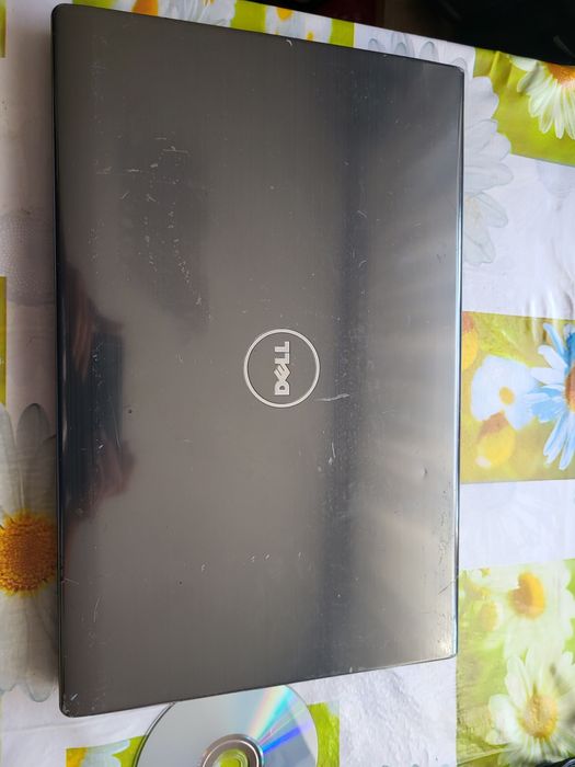 Laptop Dell PP 39L