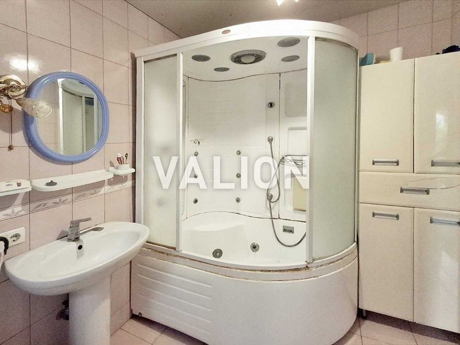 Продаж 2х будинків Київська Києво-Святошинський Софіївська Борщагівка,