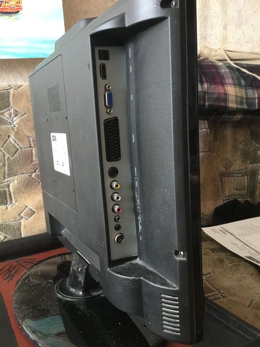 Телевізор DEX LT 1907 19 " чорний