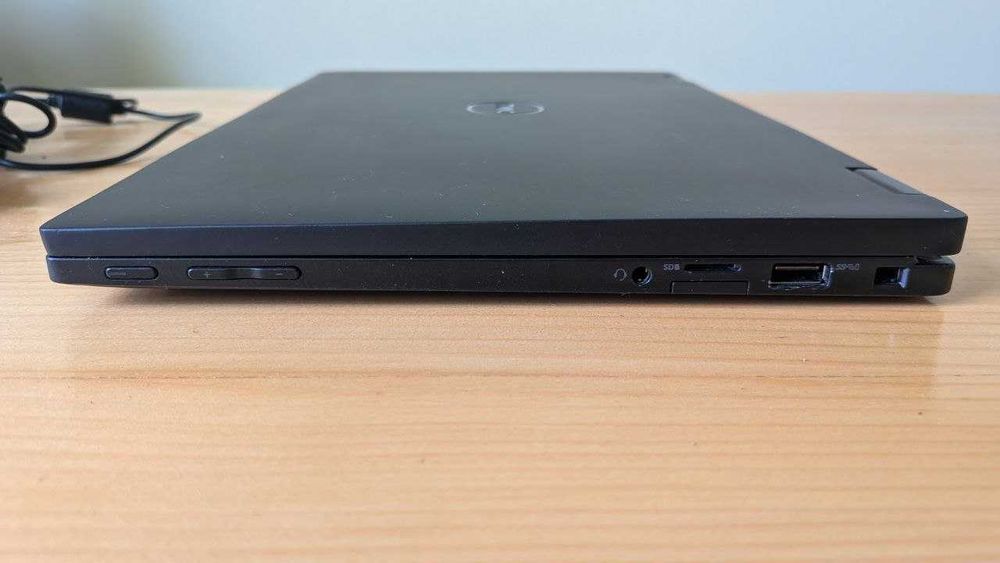 Dell Latitude 7389 13.3" FHD IPS Touch 360* 4/128gb