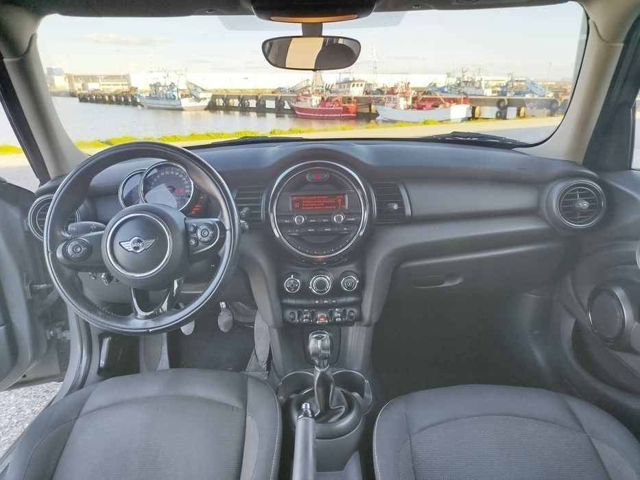 Mini Cooper One (2015)