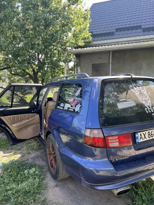 Продам mitsubisi galant 8 2.5 бензин автомат