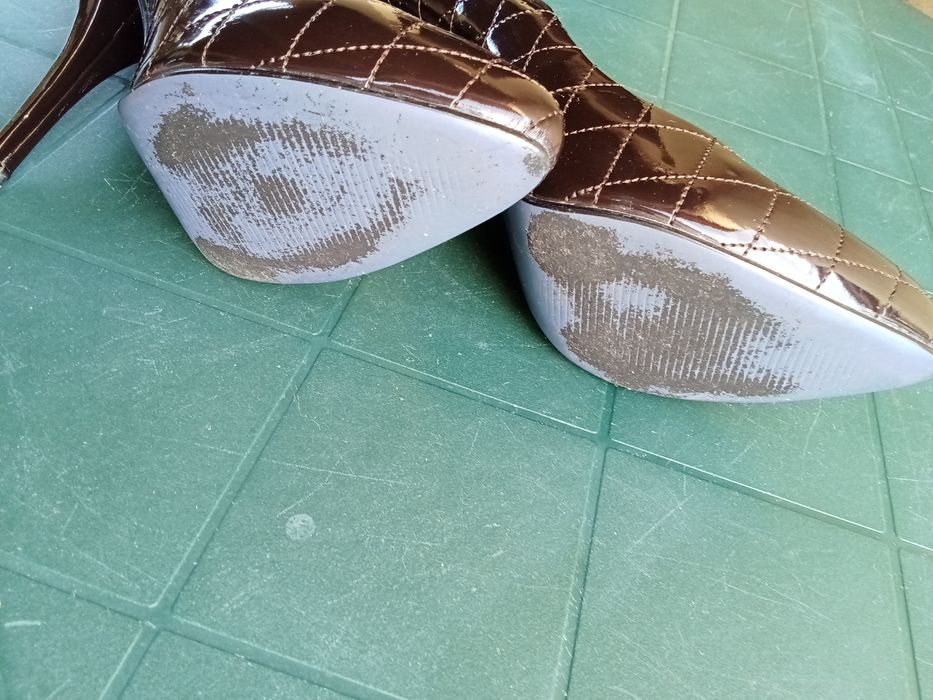 Sapato alto castanho - Tamanho 37