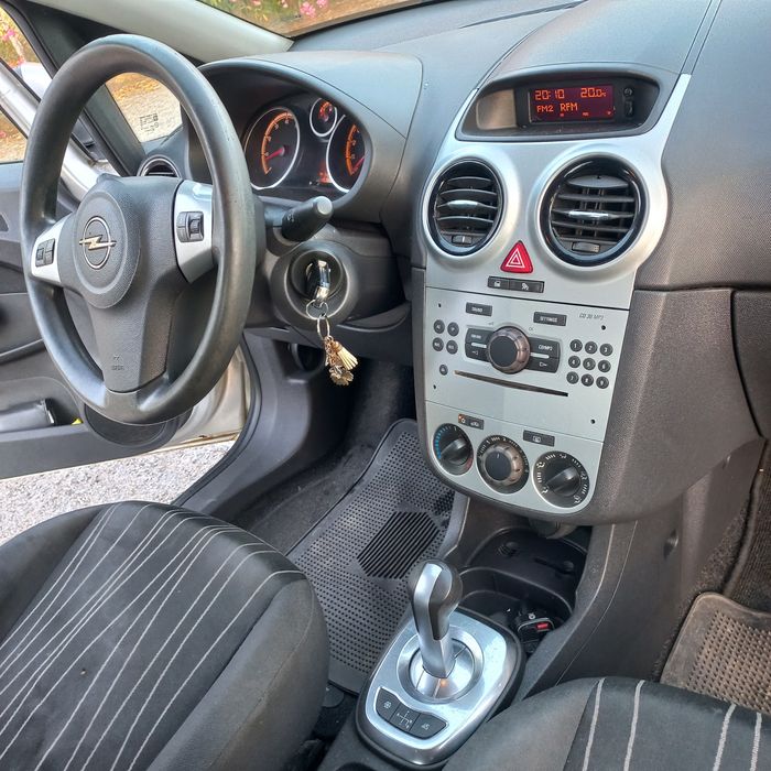 Vendo opel corsa com caixa automática