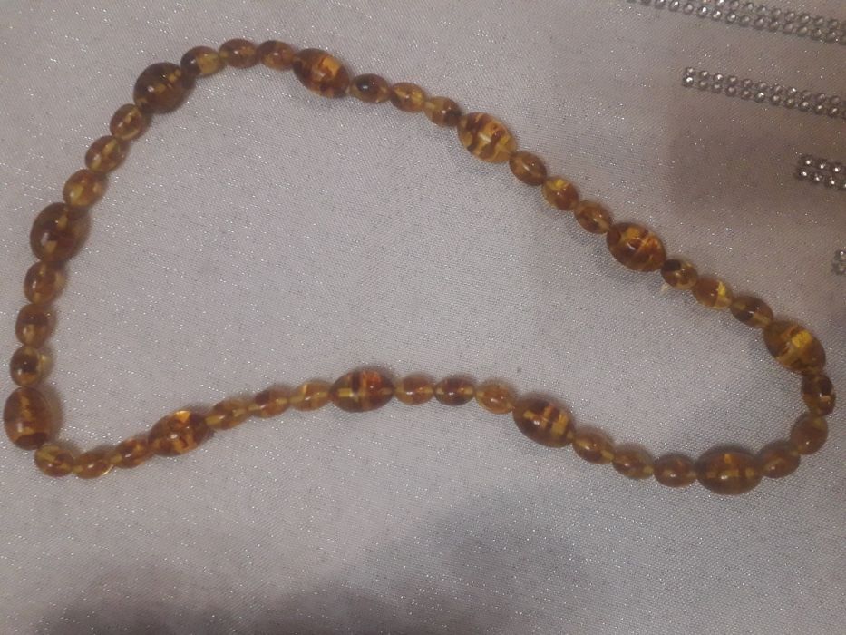 Korale z bursztynu szlifowanego