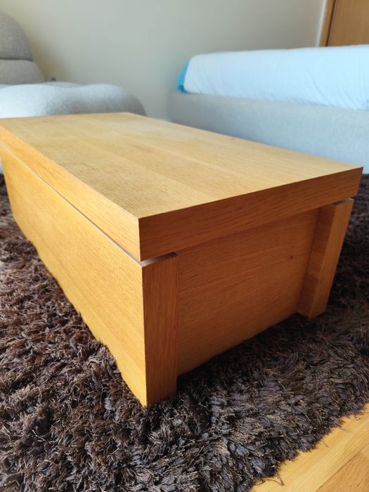 Baú IKEA MALM (1999) – Mesa de Centro com Arrumação
