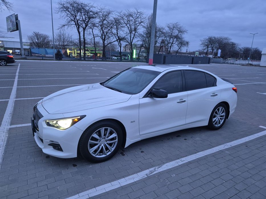 Infiniti q50 3.0t  15000$
