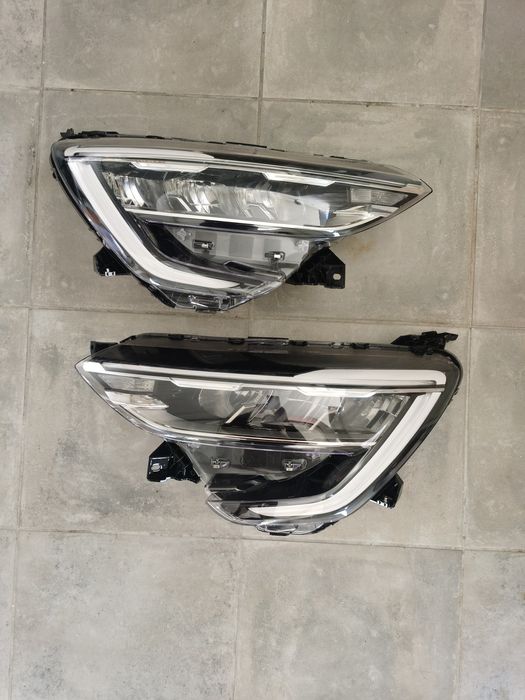 Faróis Renault arkana