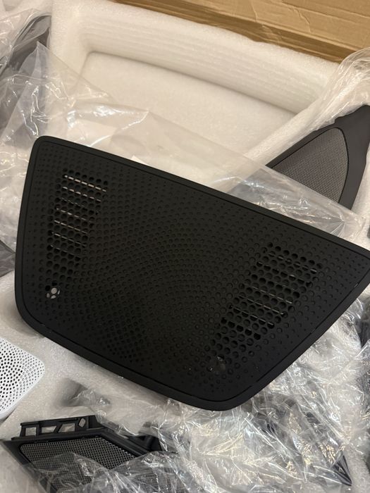 Оригінальні сітки Harman Kardon BMW X5 G05 / комплект