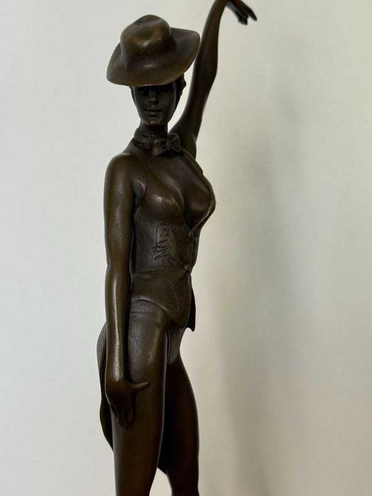 Статуэтка бронза танцовщица кабаре скульптура фигурка из бронзы джаз