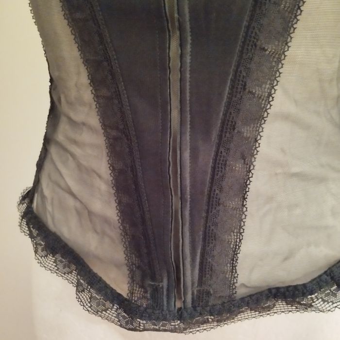 Goresecik firmy " LOU "