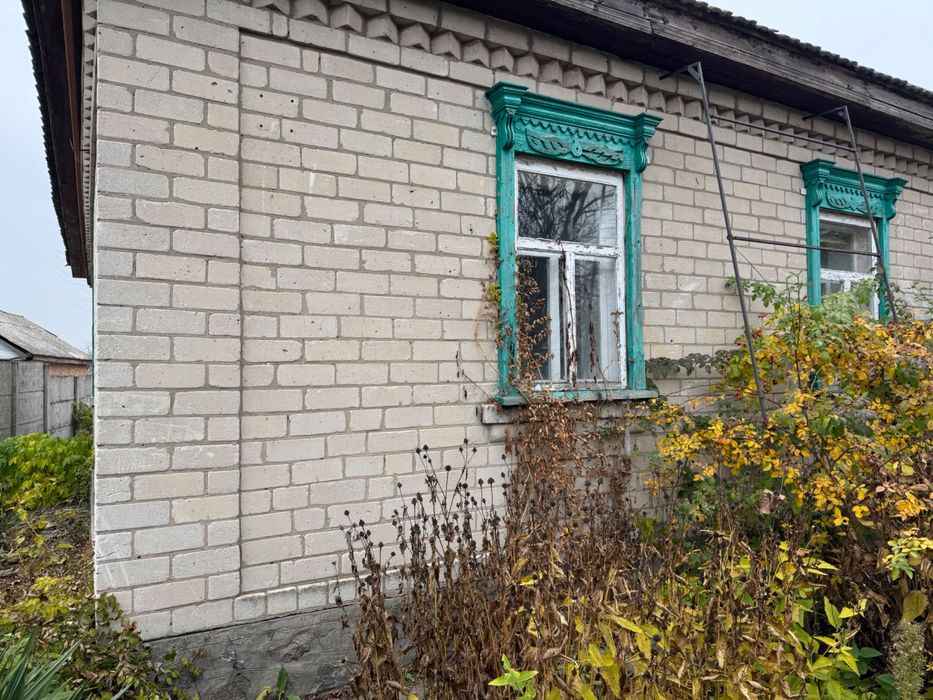 Будинок кирпичний. В с. Павлиш. В хорошому стані. Газофікований. Торг