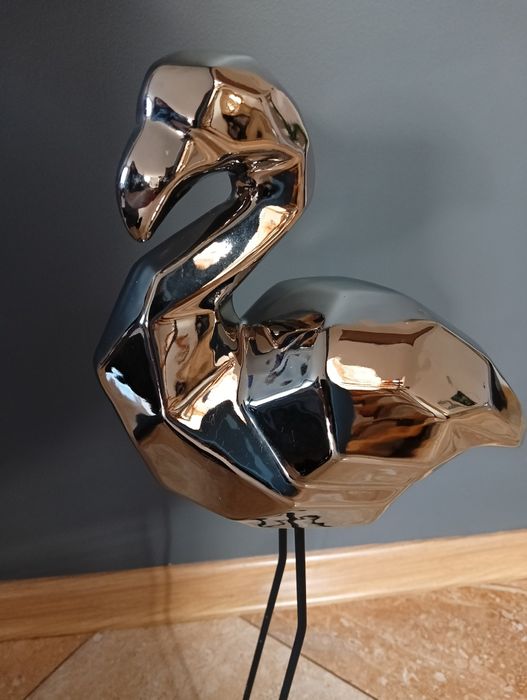 Figurka flaming srebrna