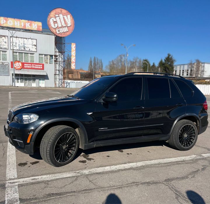 BMW X5 E70.