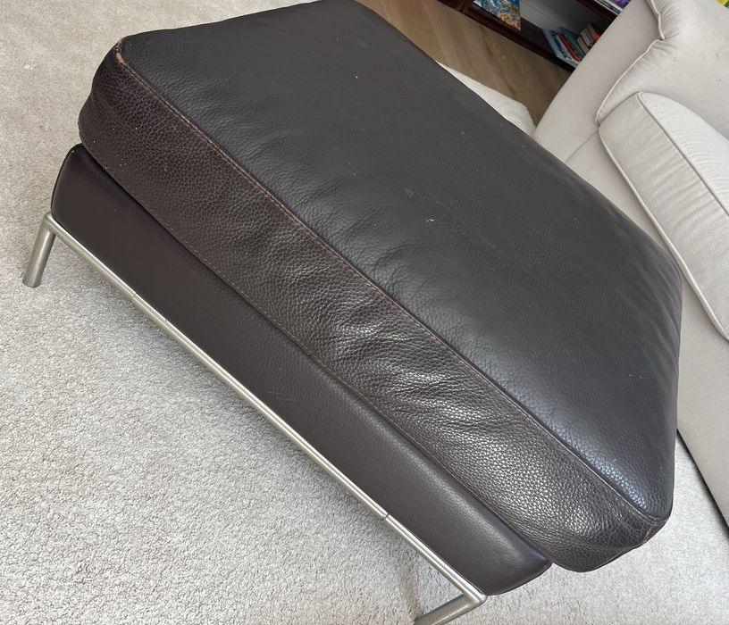 Repousa pés em pele ikea