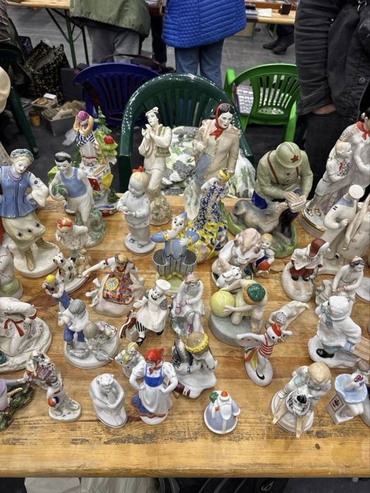 Продам фарфорові фигурки заводів ссср є еще багато чого телфонуйте