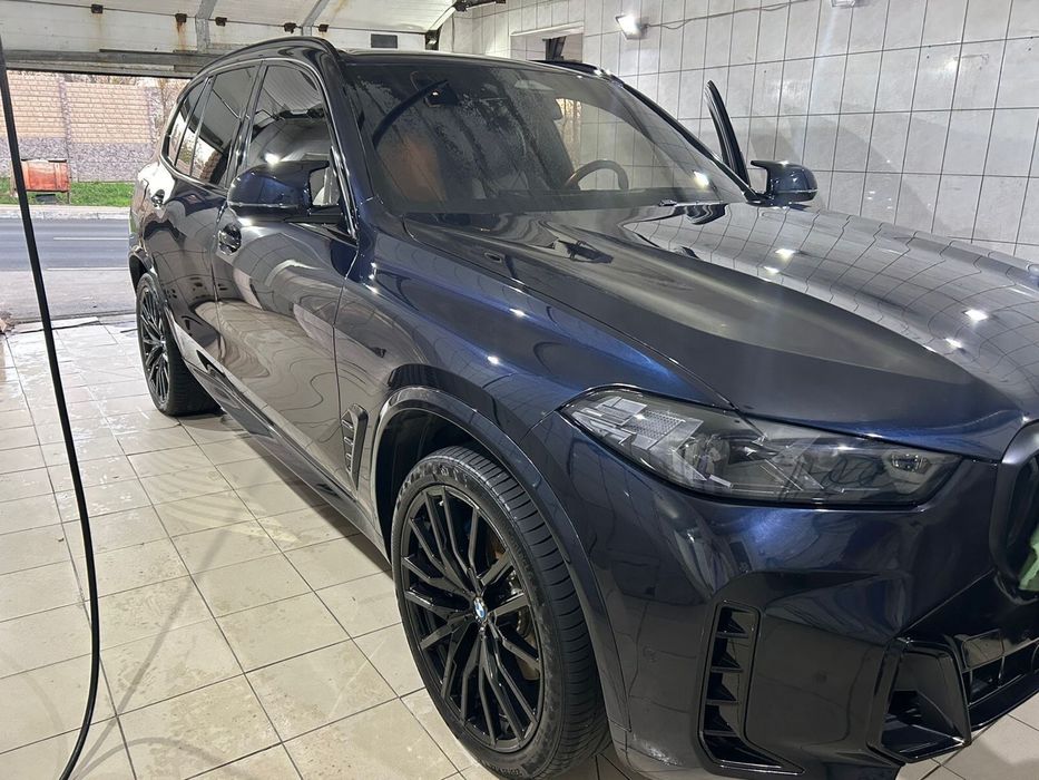 Продам BMW X5 2024