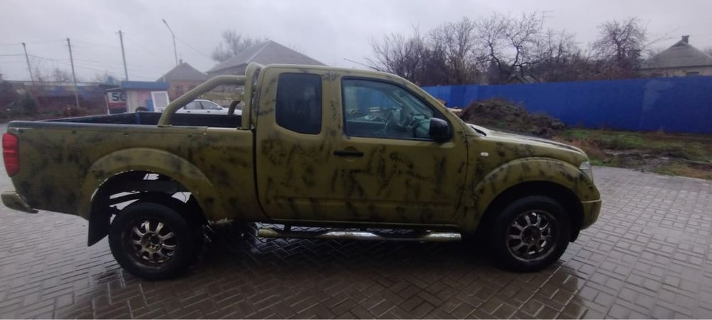 Nisan Navara  2,5 CDI