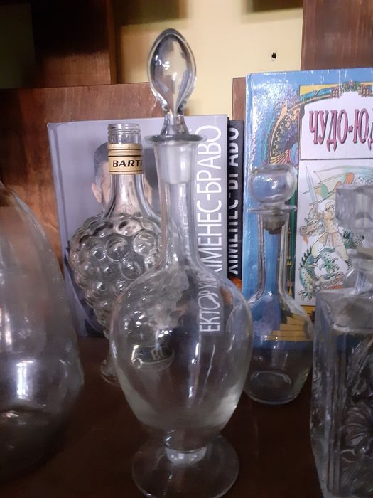Обмін чи продаж графинів та декоративних бутилок часів СССР