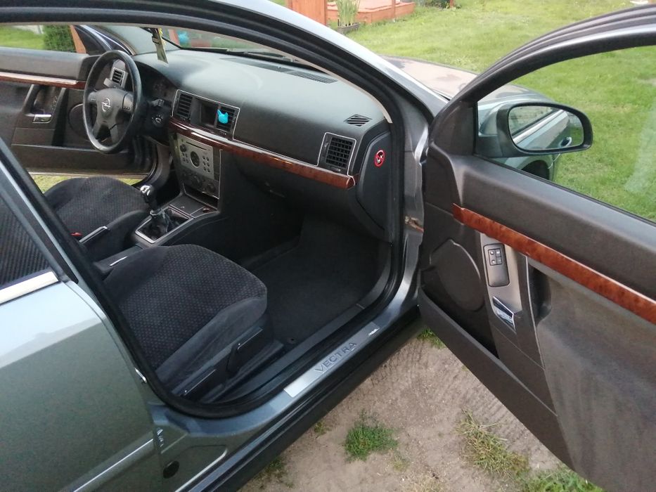 Opel Vectra C 1.8 2002r benzyna plus gaz