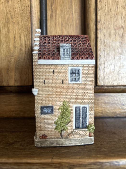 Old Glories Wonderworld miniatura maquetes  casa pintada à mão