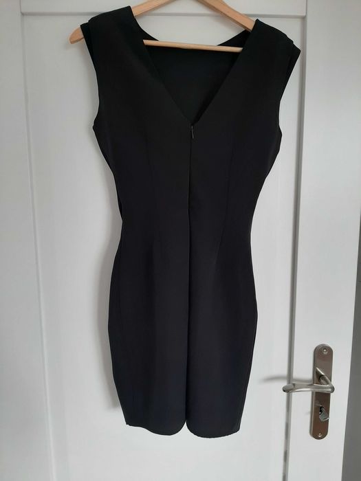 Dopasowana sukienka ZARA