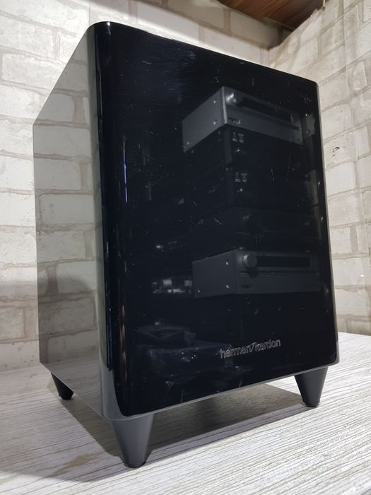 Активний сабвуфер HARMAN KARDON HKTS 200 SUB, +5,б/у з Німеччини
