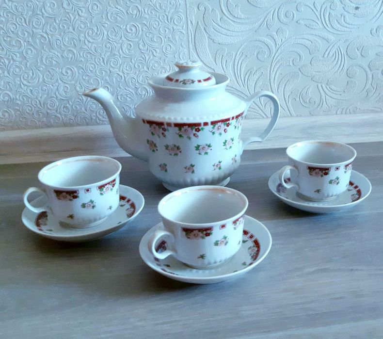 Часть сервиза СССР, Тернопольский фарфор,деколь