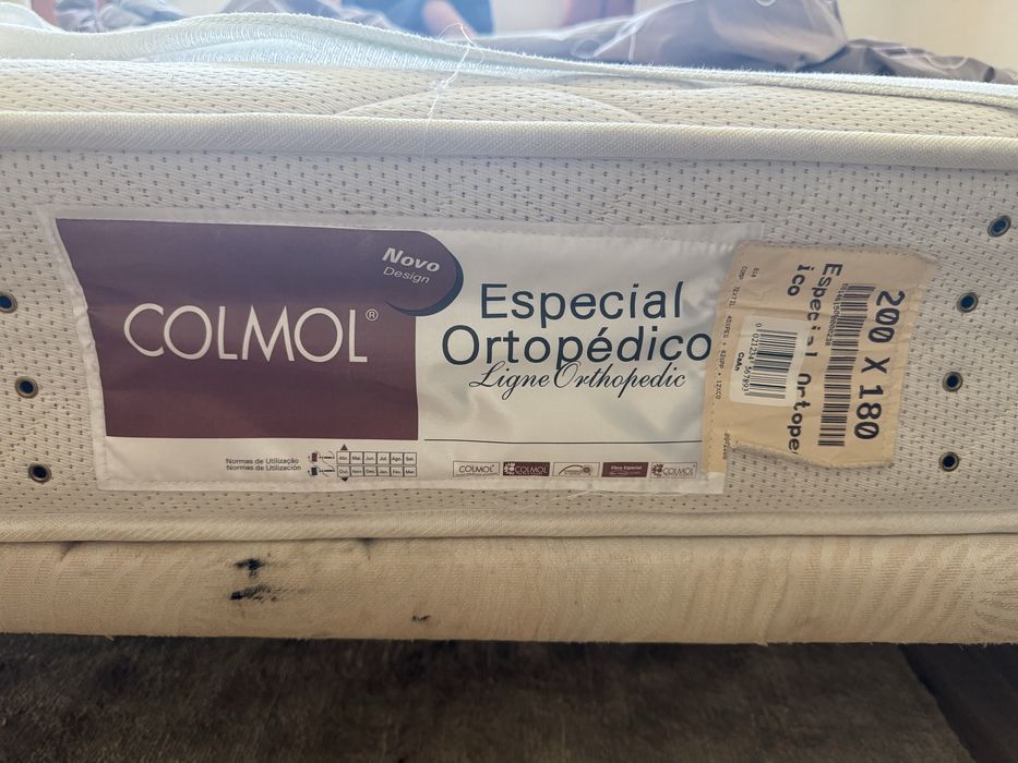 Colchao com estrato