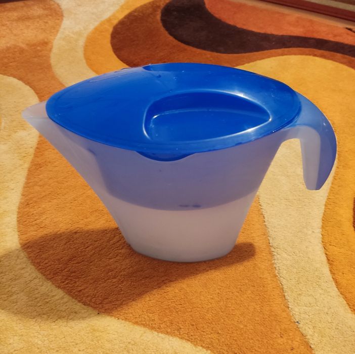 Продам фільтр-кувшин "Бар'єр".