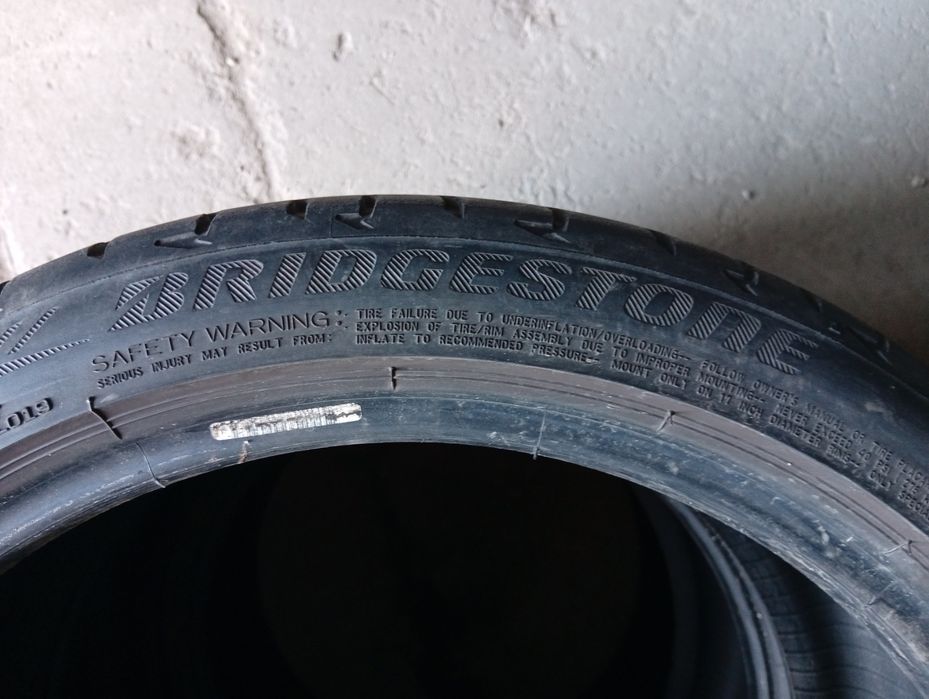 215.40.17 Bridgestone 2шт літо шини гума склад Харків Шиномантаж з Євр