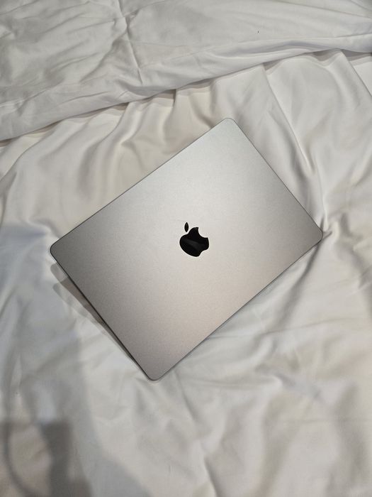 MacBook Air 13' M3 24/512
