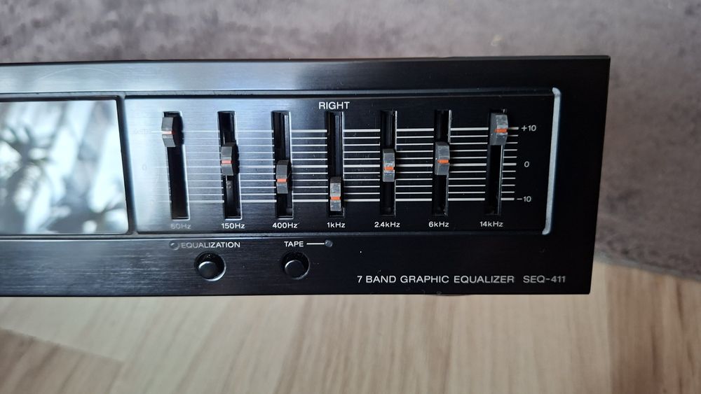 Korektor Sony SEQ-411